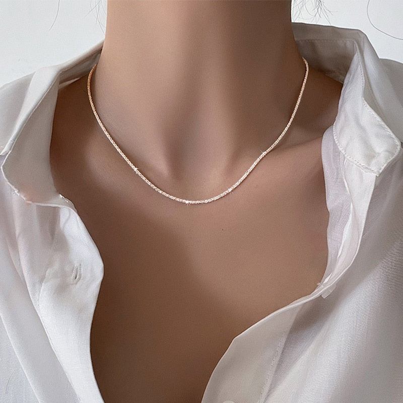 Collar estiloso de mujer