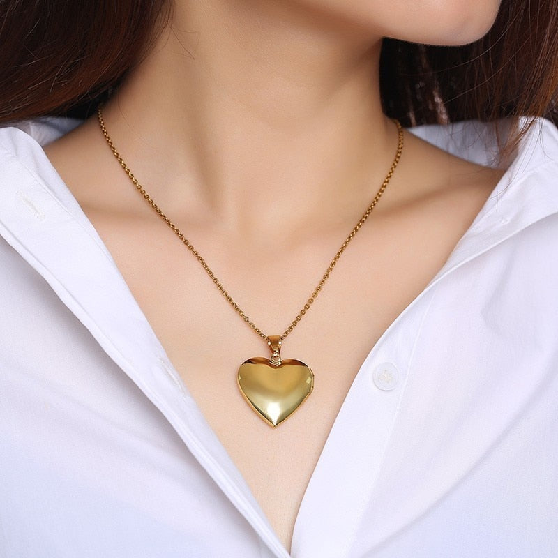 Collar romántico de chicas y mujeres