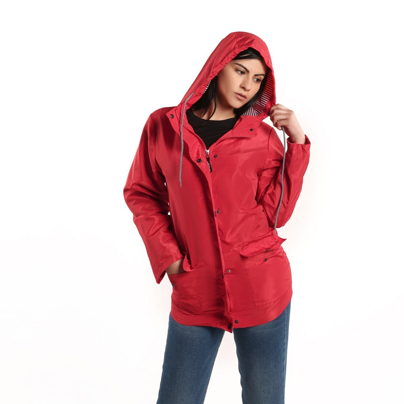 Chaqueta cortaviento impermeable de mujer