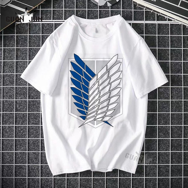 Camiseta con diseño anime