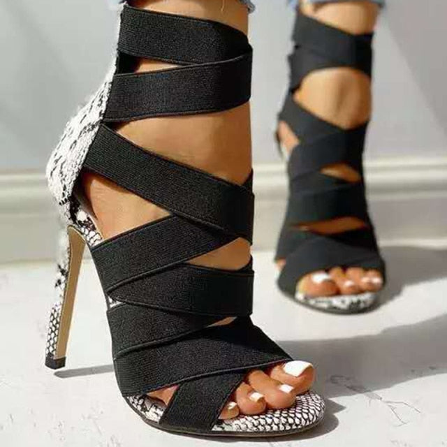 Sandalias preciosas de mujer